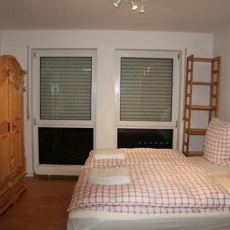 Ferienwohnung-am-zwingerpark *