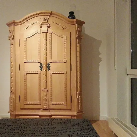 Ferienwohnung-am-zwingerpark דירה